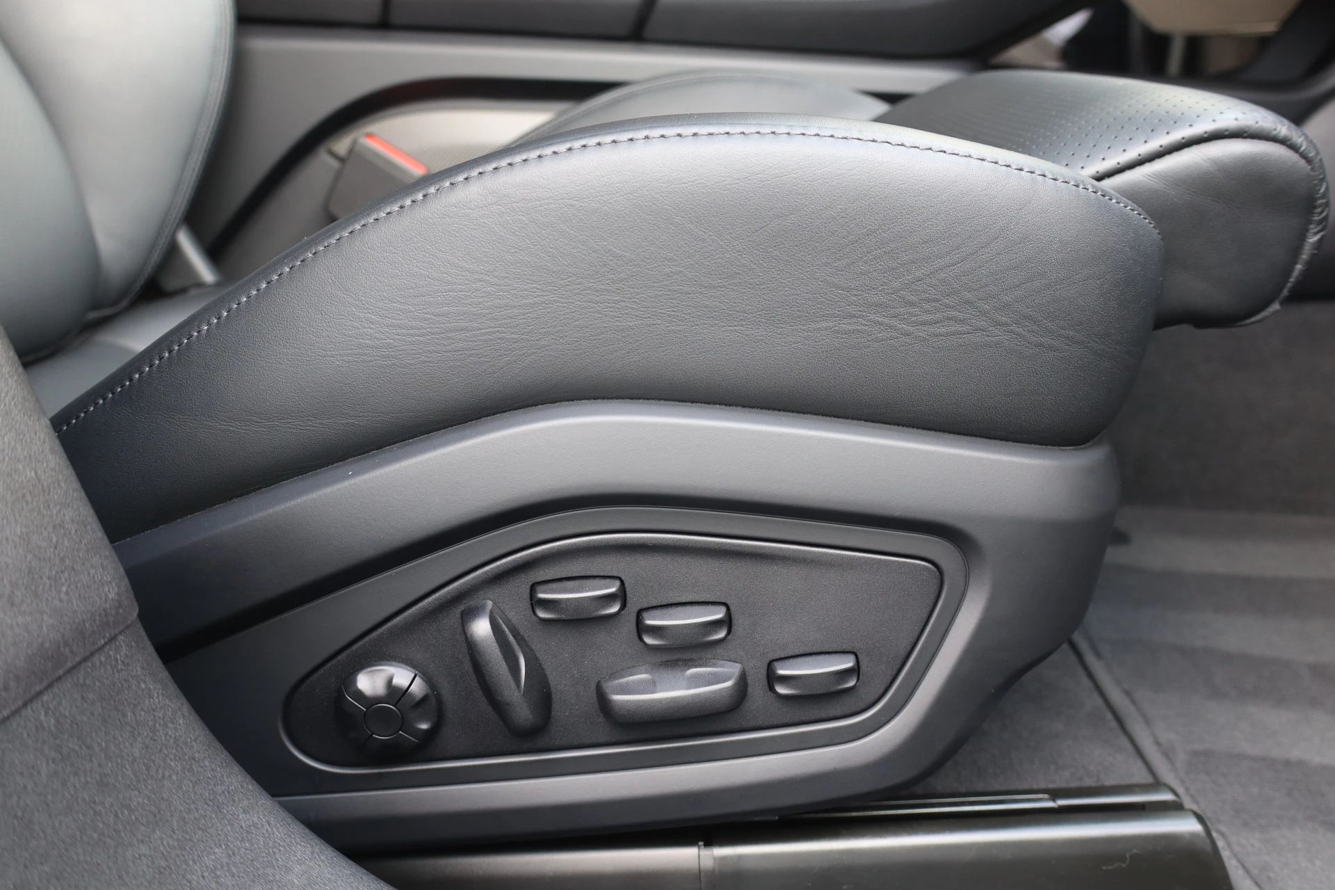 Hoofdafbeelding Porsche Taycan
