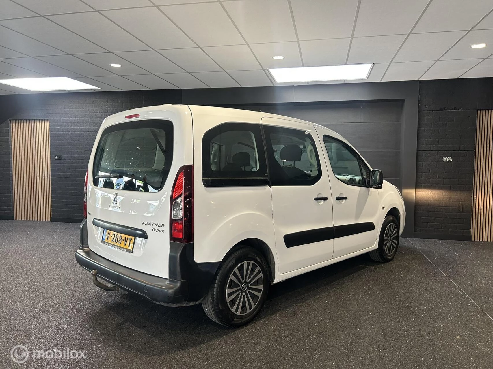 Hoofdafbeelding Peugeot Partner
