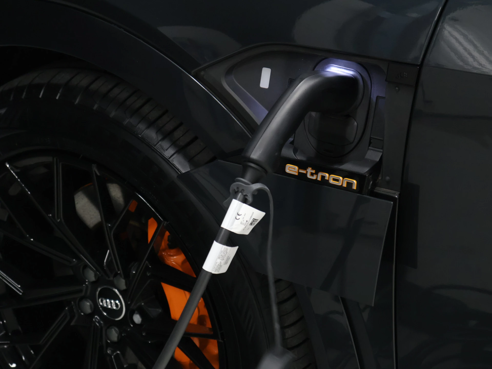 Hoofdafbeelding Audi e-tron