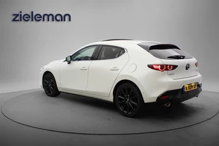Mazda 3 2.0 e-SkyActiv-X M Hybrid 186 Luxury - Carplay, Dakraam, Leer, Camera, Stuur/Stoelverw.