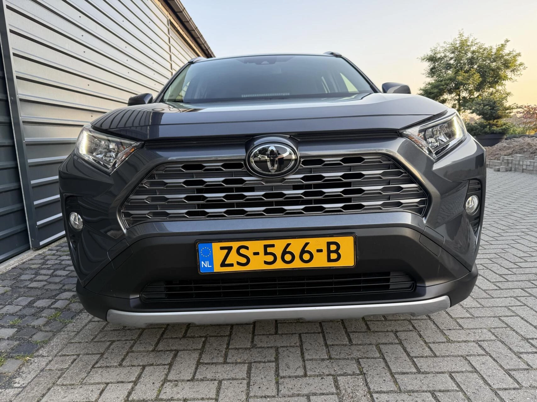 Hoofdafbeelding Toyota RAV4