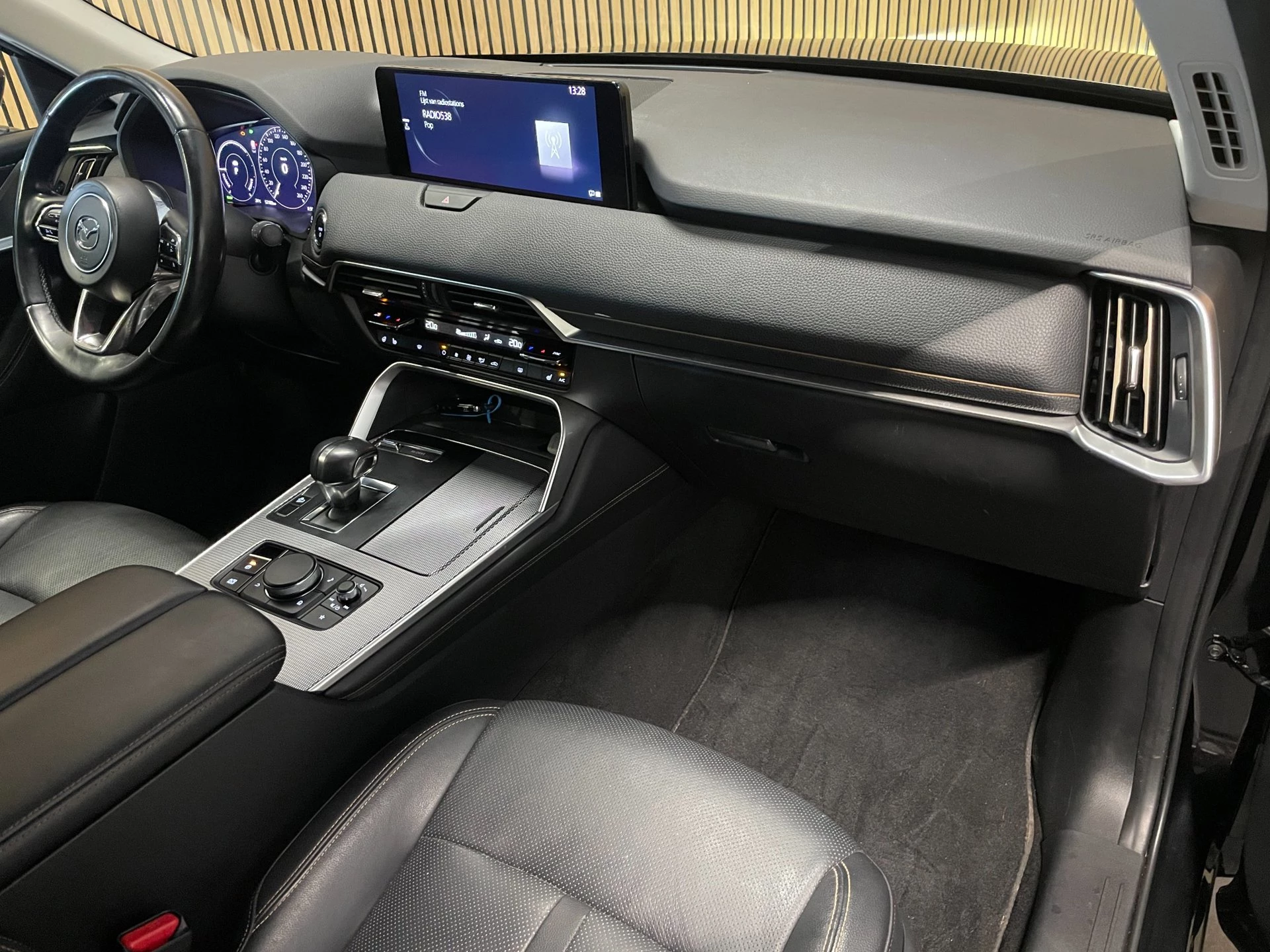 Hoofdafbeelding Mazda CX-60
