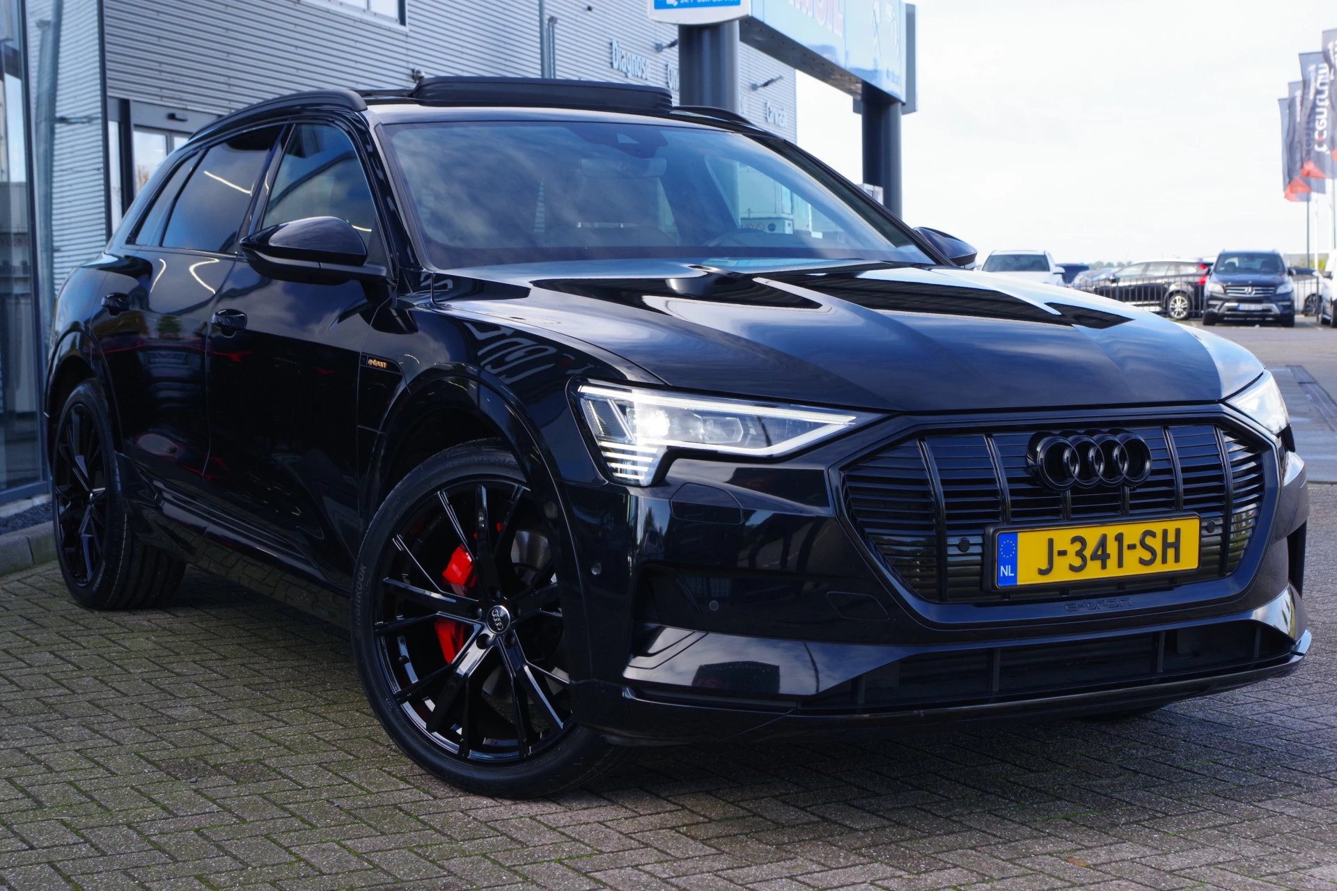 Hoofdafbeelding Audi e-tron