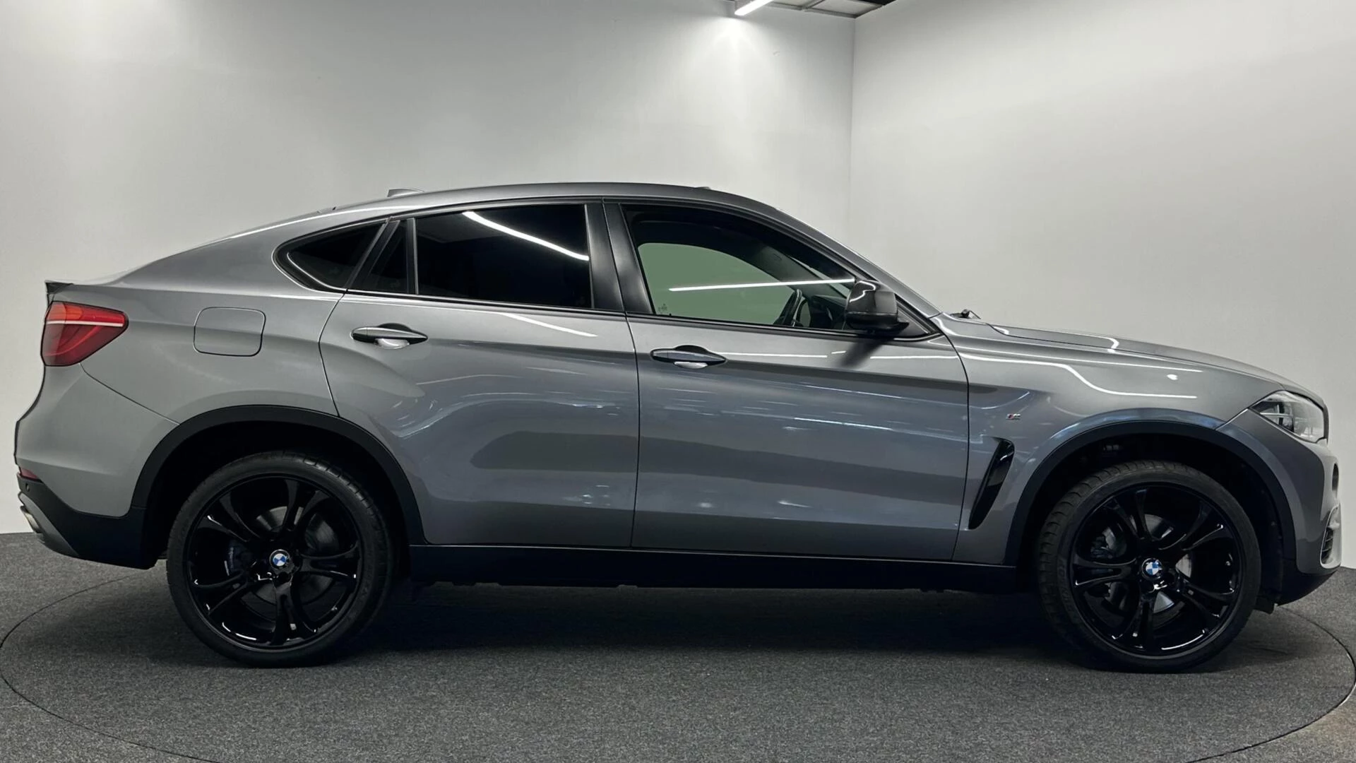 Hoofdafbeelding BMW X6