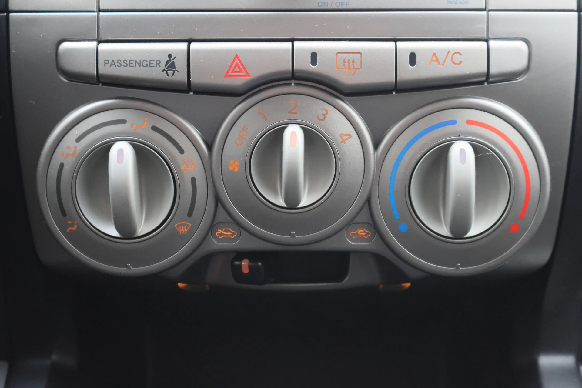 Hoofdafbeelding Daihatsu Sirion