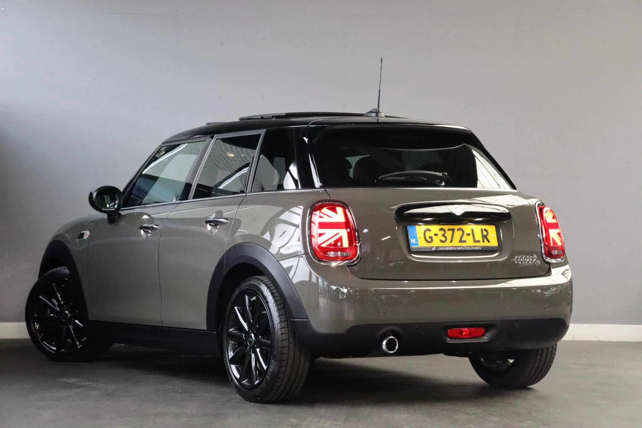 Hoofdafbeelding MINI Cooper