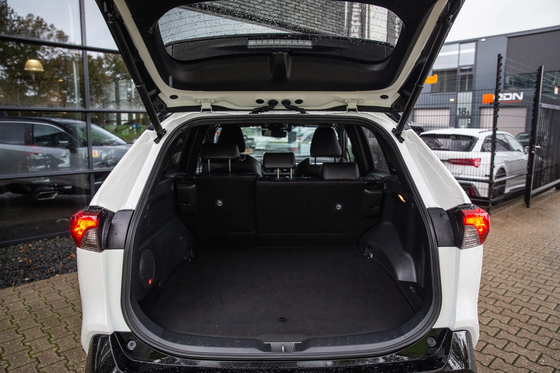 Hoofdafbeelding Toyota RAV4