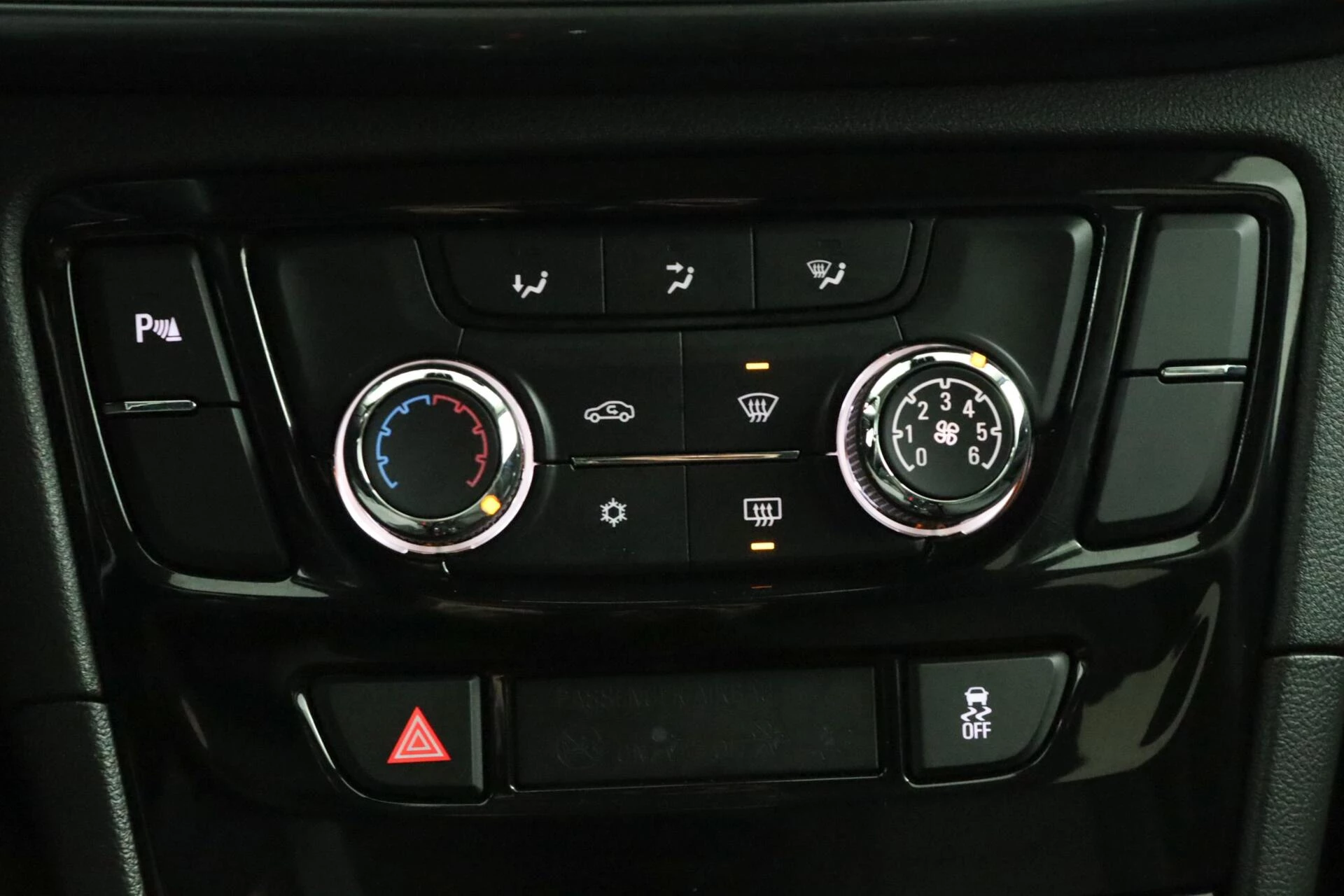 Hoofdafbeelding Opel Mokka X