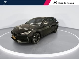 Hoofdafbeelding CUPRA Leon Sportstourer CUPRA Leon Sportstourer 1.4 / 204pk DSG e-Hybrid Business · ACC · Camera · Keyless · Full-Link · Navi · 18'' Inch · Garantie t/m 19-12-2027 of 100.000km