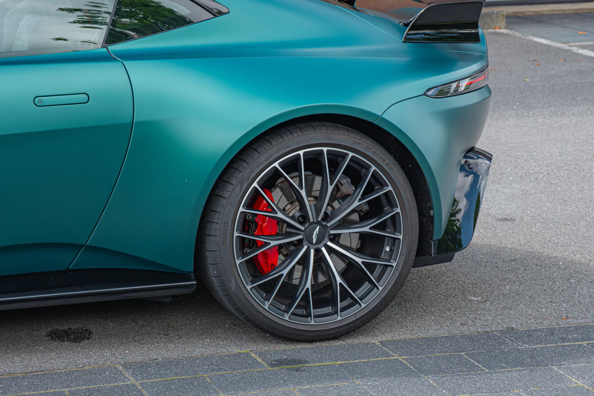 Hoofdafbeelding Aston Martin V8 Vantage