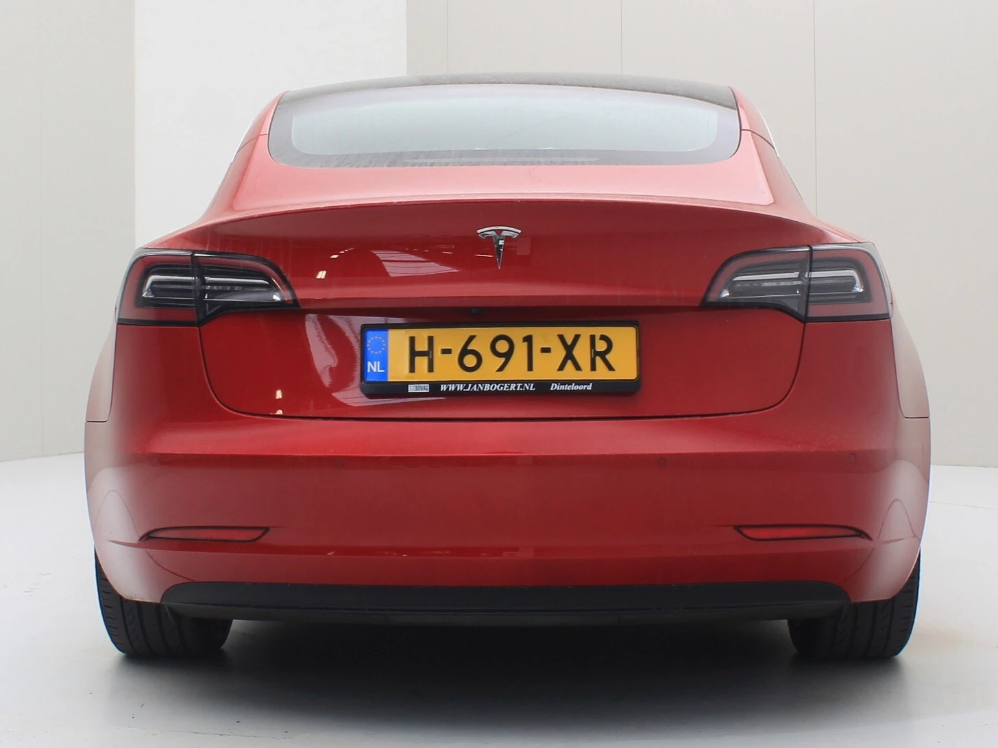 Hoofdafbeelding Tesla Model 3