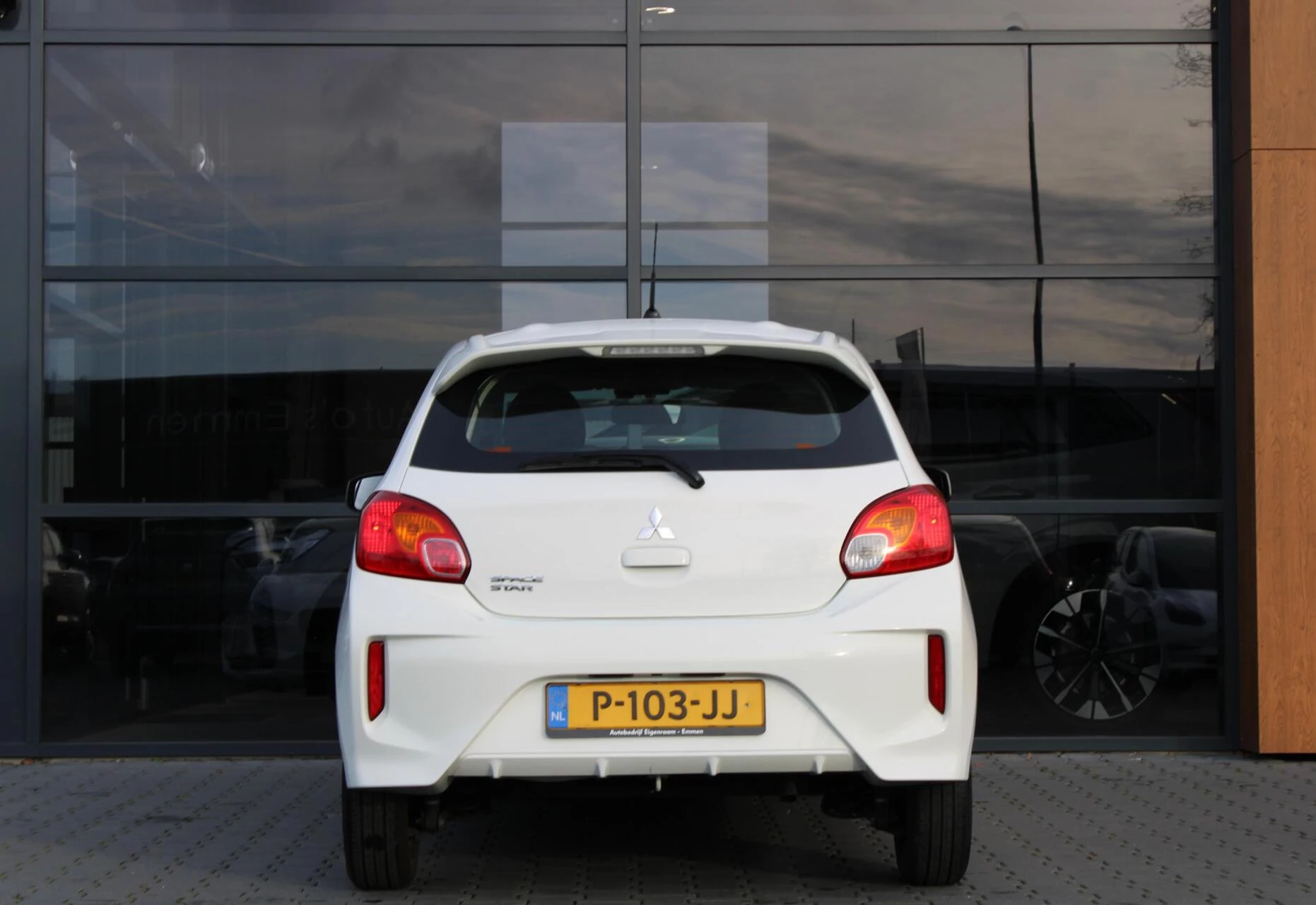 Hoofdafbeelding Mitsubishi Space Star