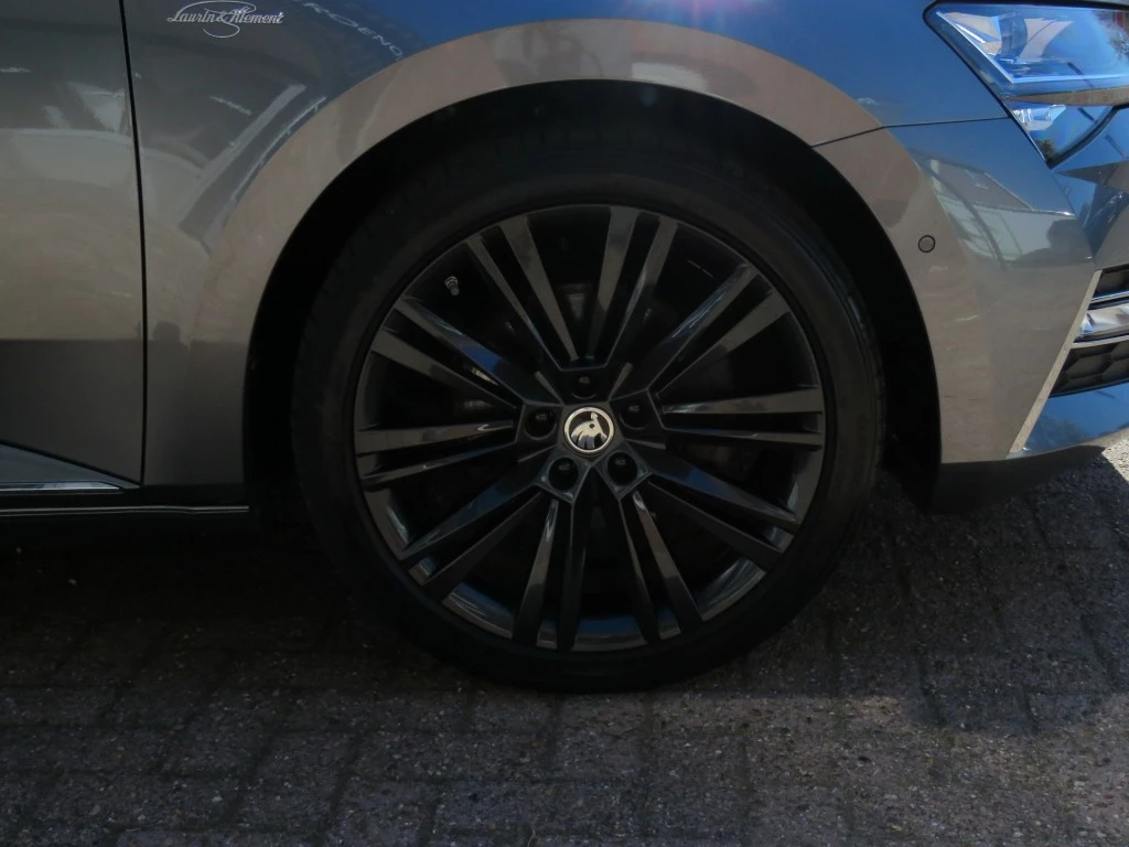 Hoofdafbeelding Škoda Superb