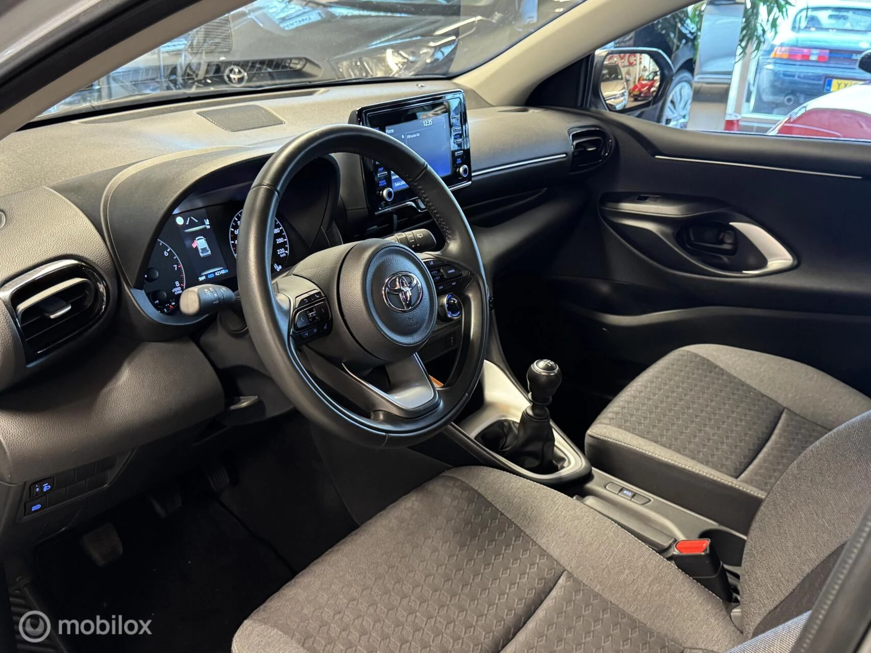 Hoofdafbeelding Toyota Yaris