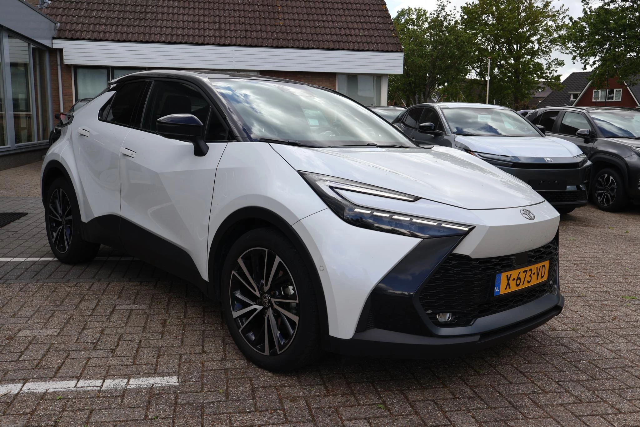 Hoofdafbeelding Toyota C-HR