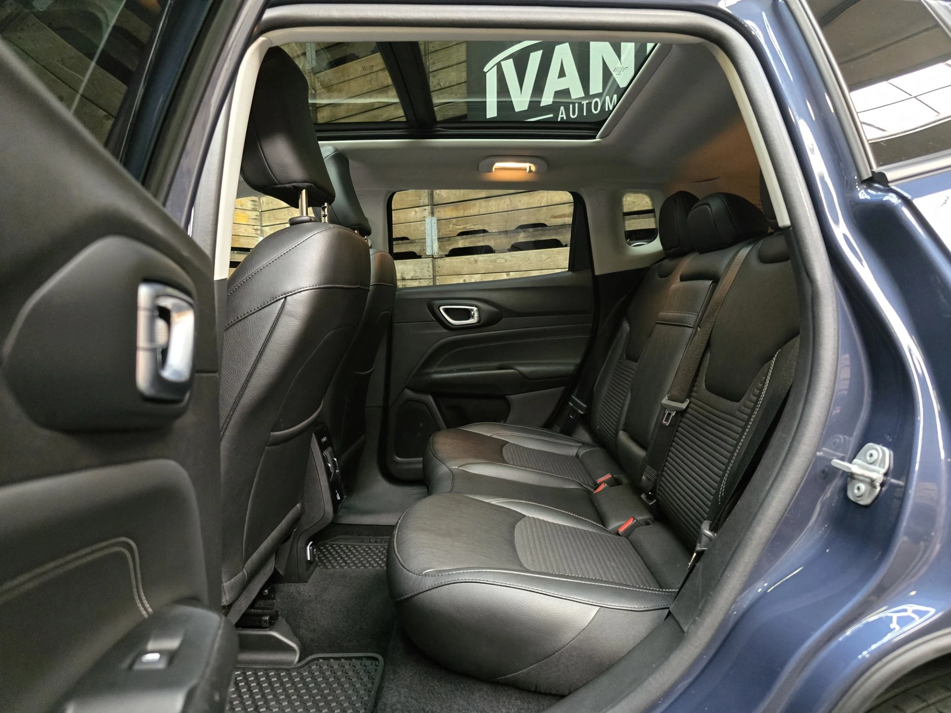 Hoofdafbeelding Jeep Compass