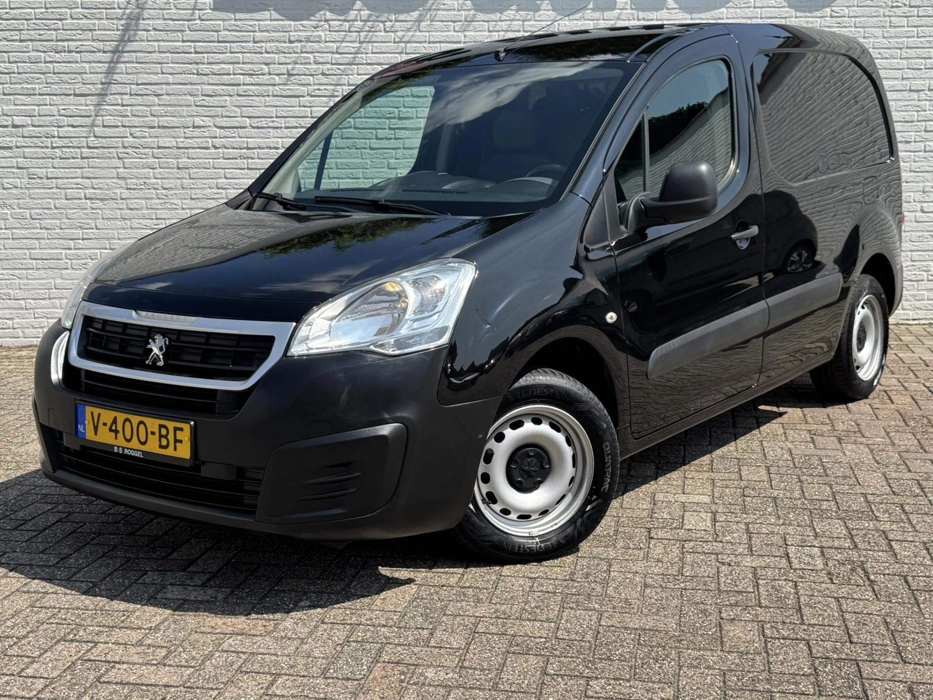 Hoofdafbeelding Peugeot Partner