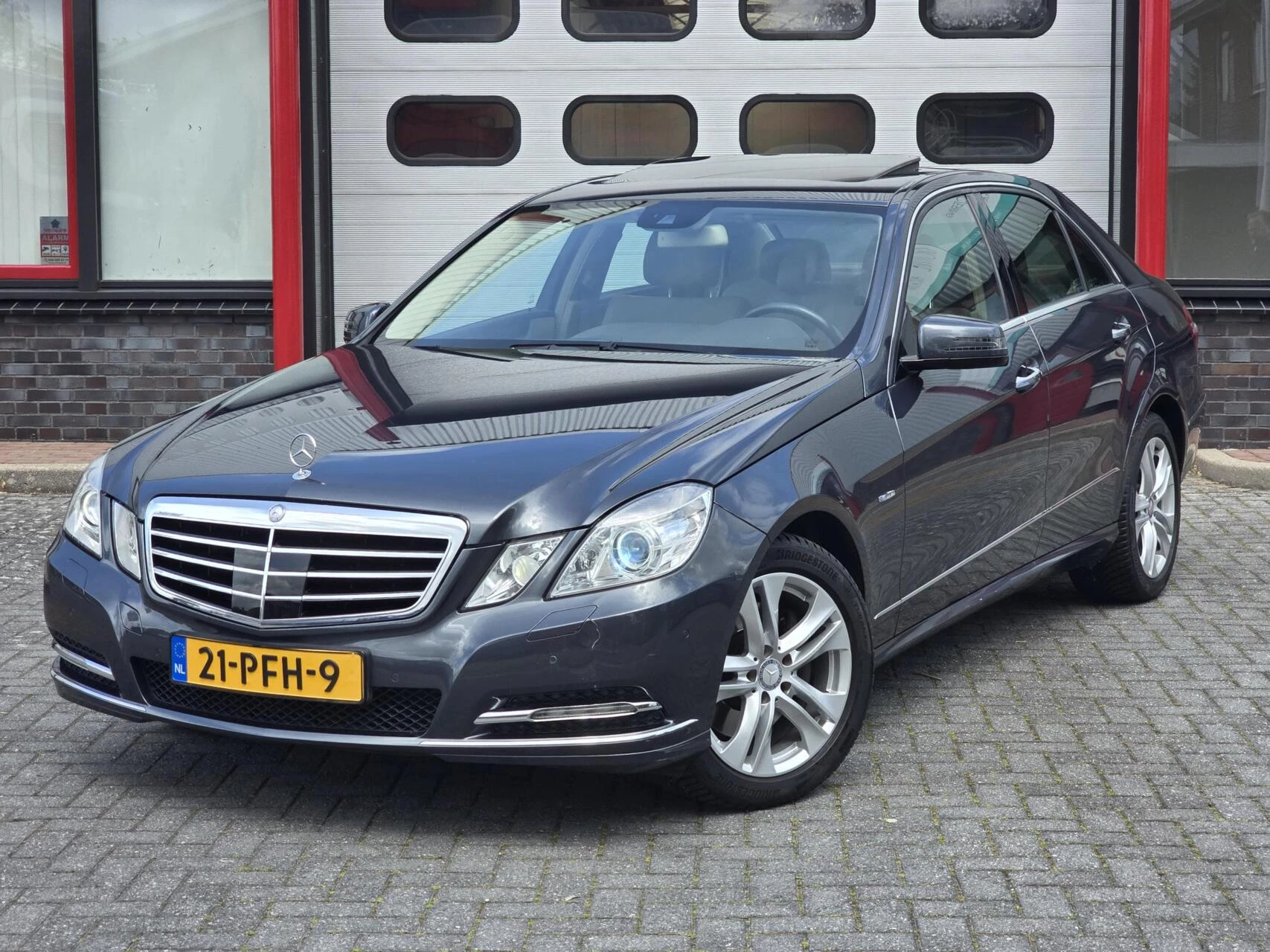 Hoofdafbeelding Mercedes-Benz E-Klasse