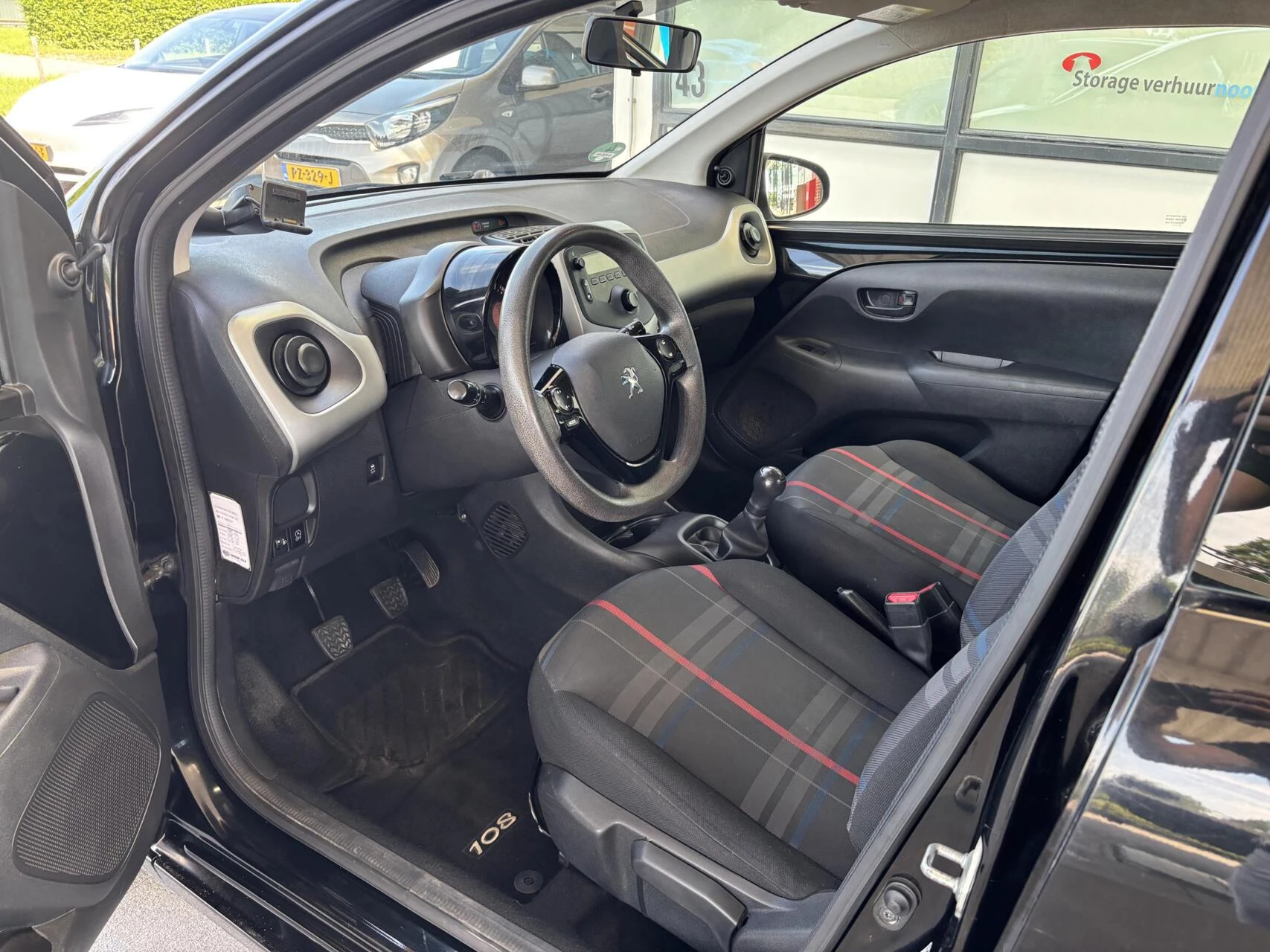 Hoofdafbeelding Peugeot 108