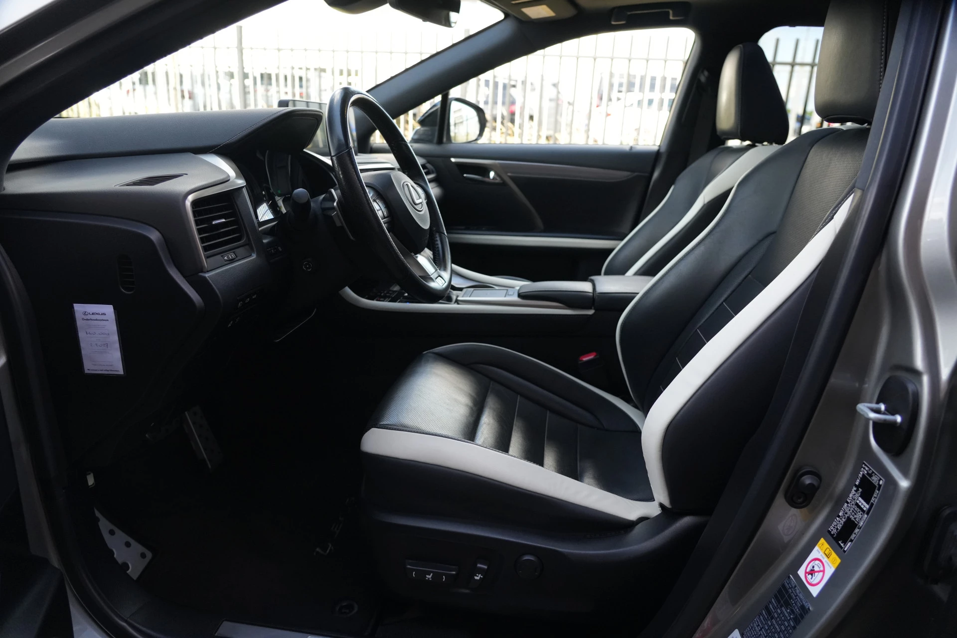 Hoofdafbeelding Lexus RX
