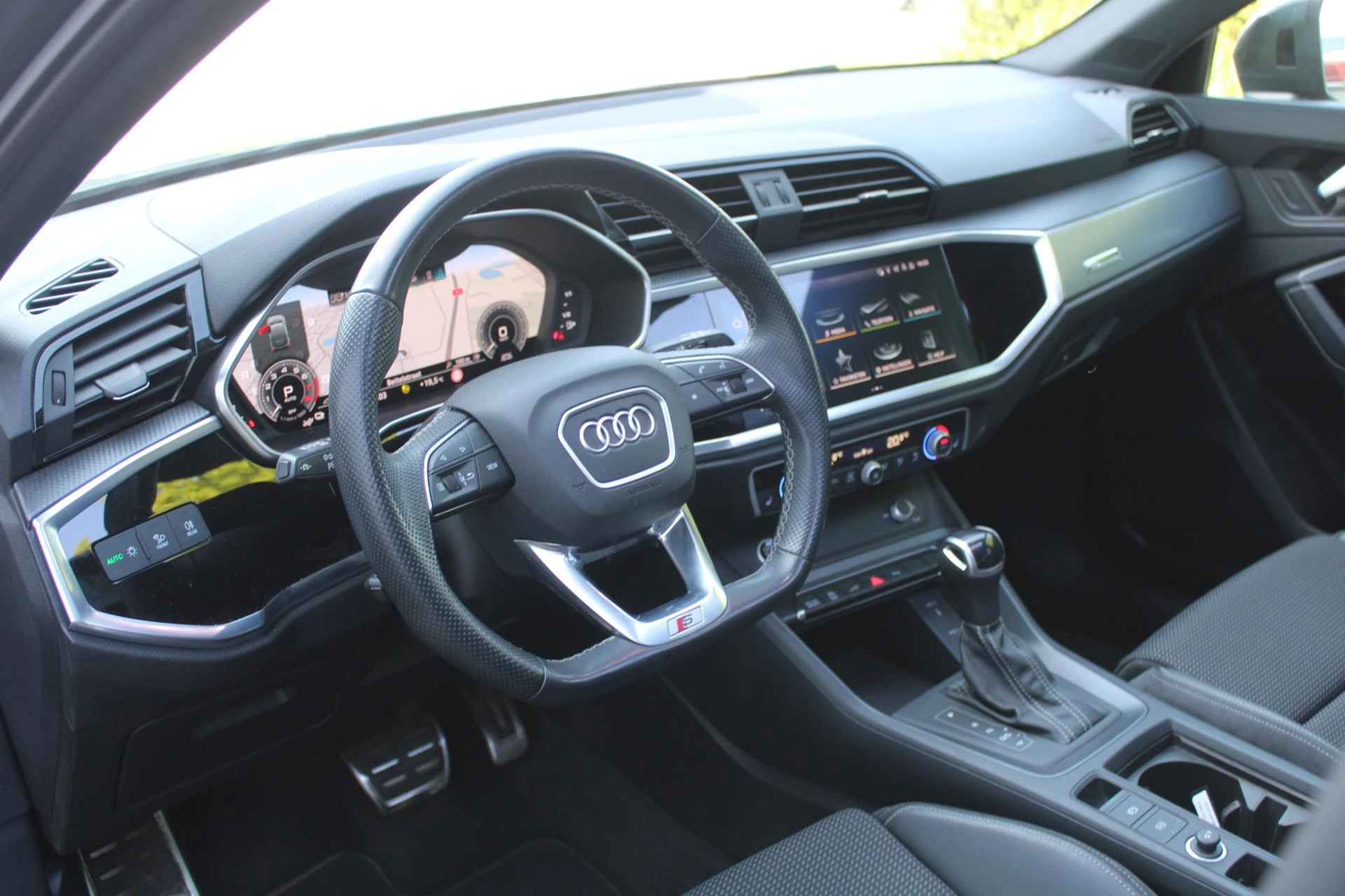 Hoofdafbeelding Audi Q3
