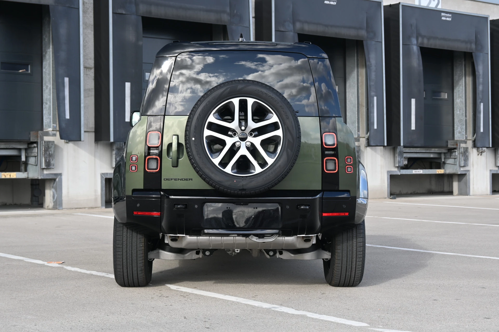 Hoofdafbeelding Land Rover Defender