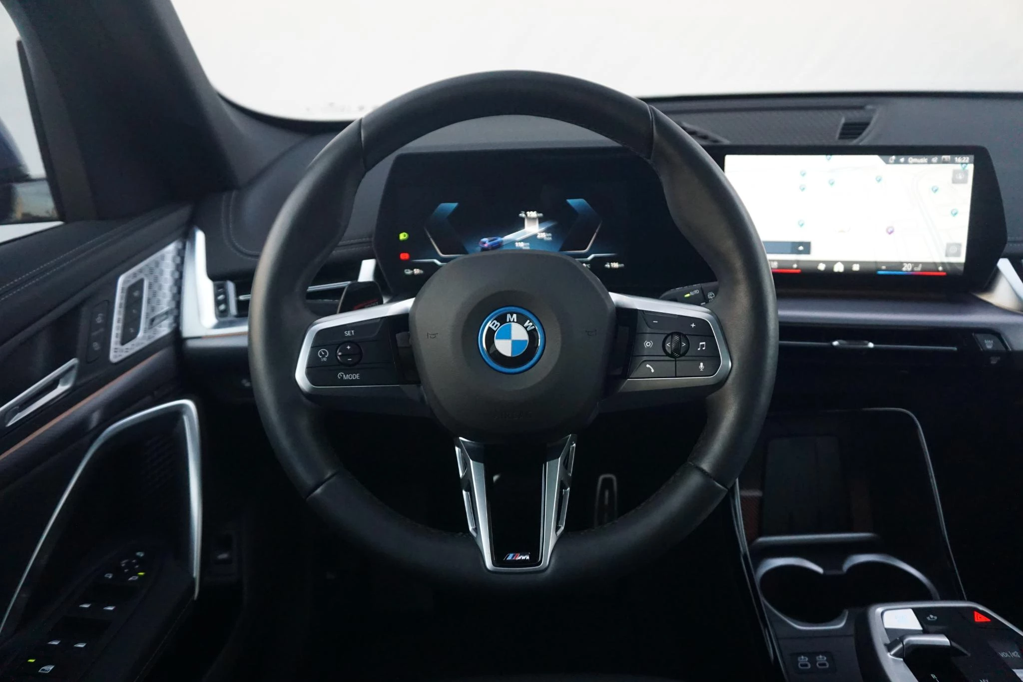 Hoofdafbeelding BMW iX1