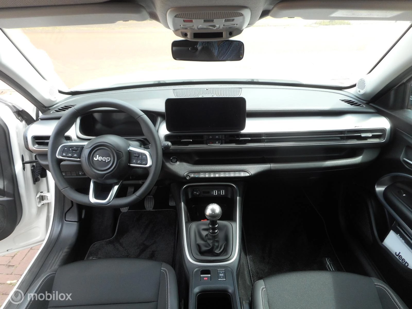 Hoofdafbeelding Jeep Avenger