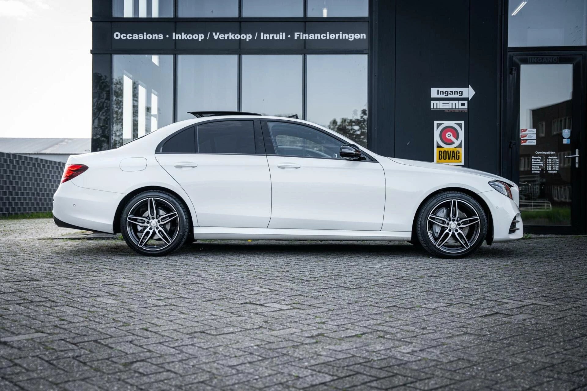 Hoofdafbeelding Mercedes-Benz E-Klasse