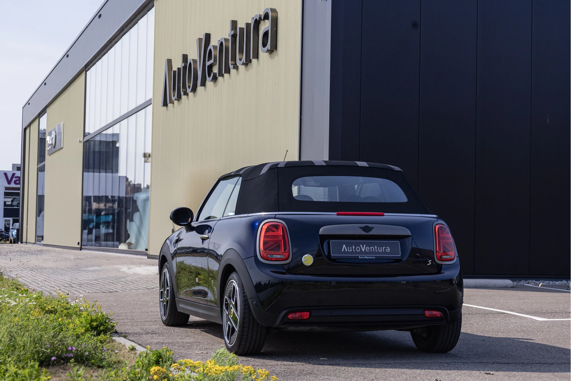 Hoofdafbeelding MINI Cabrio