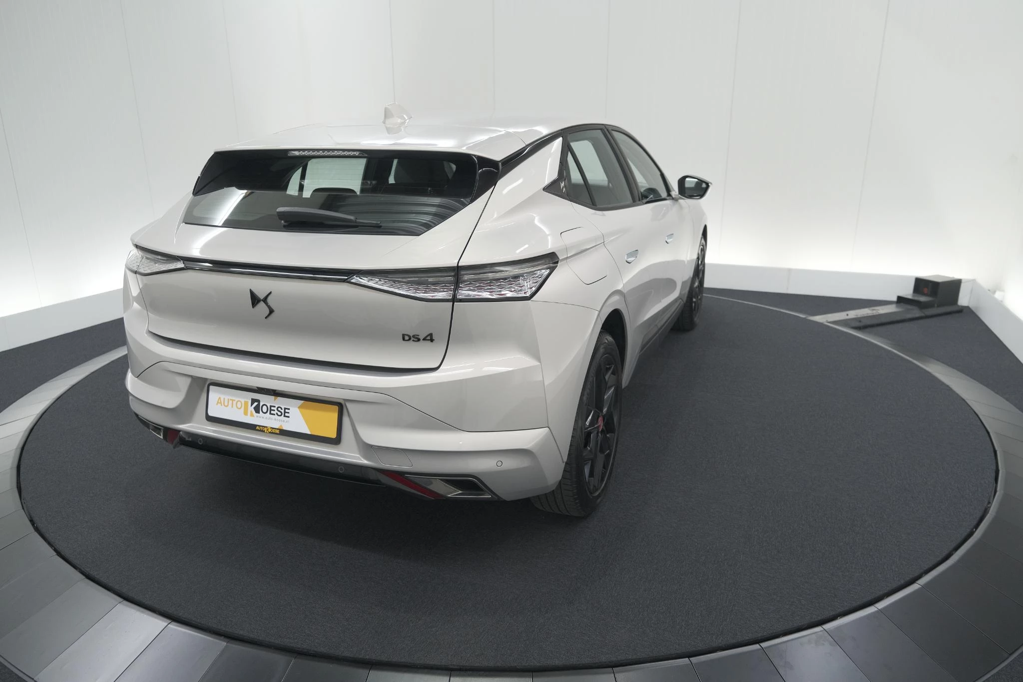 Hoofdafbeelding DS DS 4