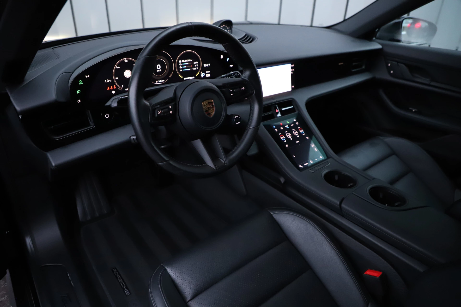 Hoofdafbeelding Porsche Taycan