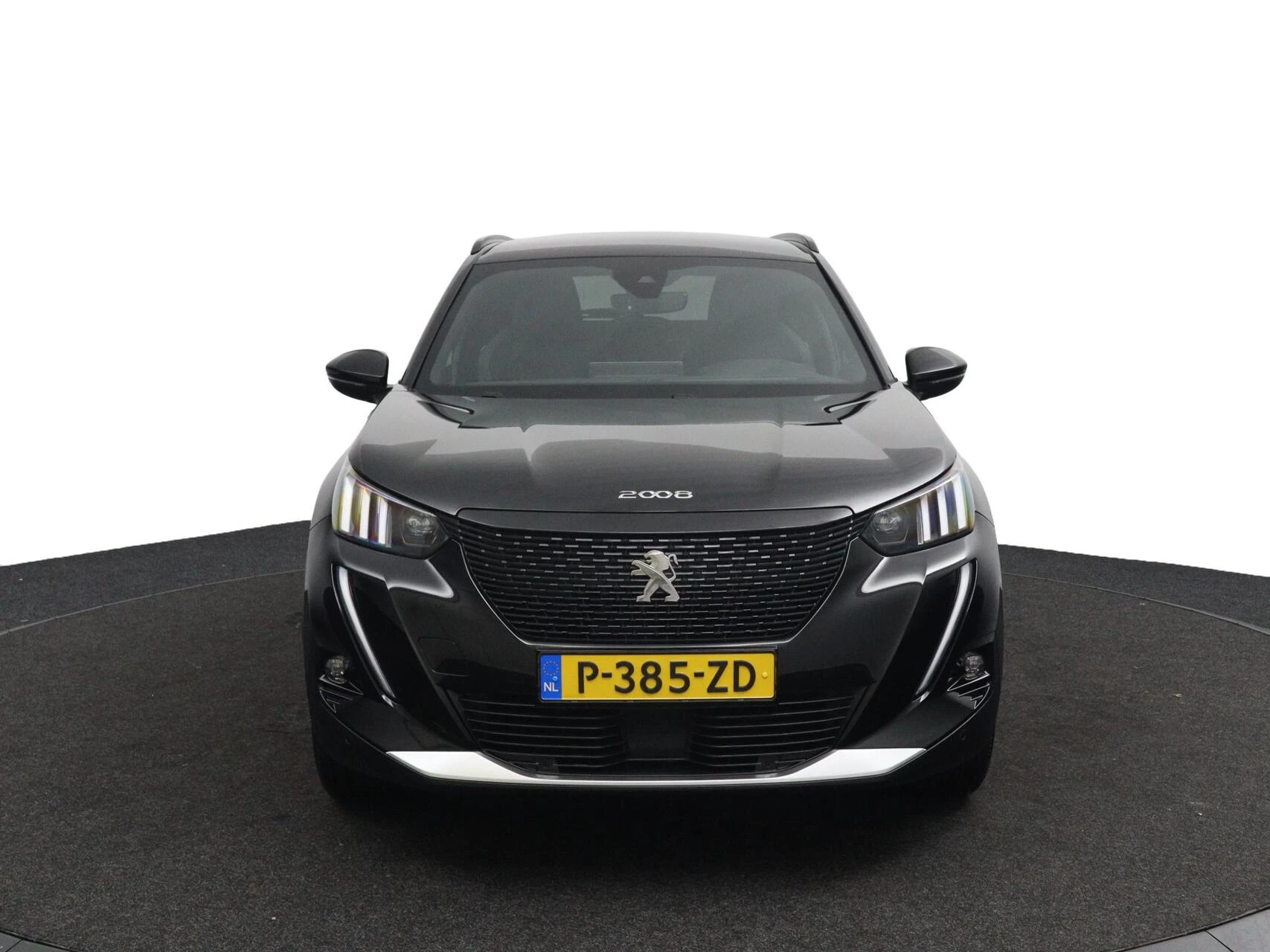 Hoofdafbeelding Peugeot e-2008