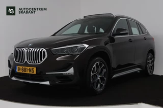 BMW X1 SDrive20i VDL Nedcar Edition (PANORAMADAK, ACHTERUITRIJCAMERA, STOELVERWARMING, DEALER ONDERHOUDEN)