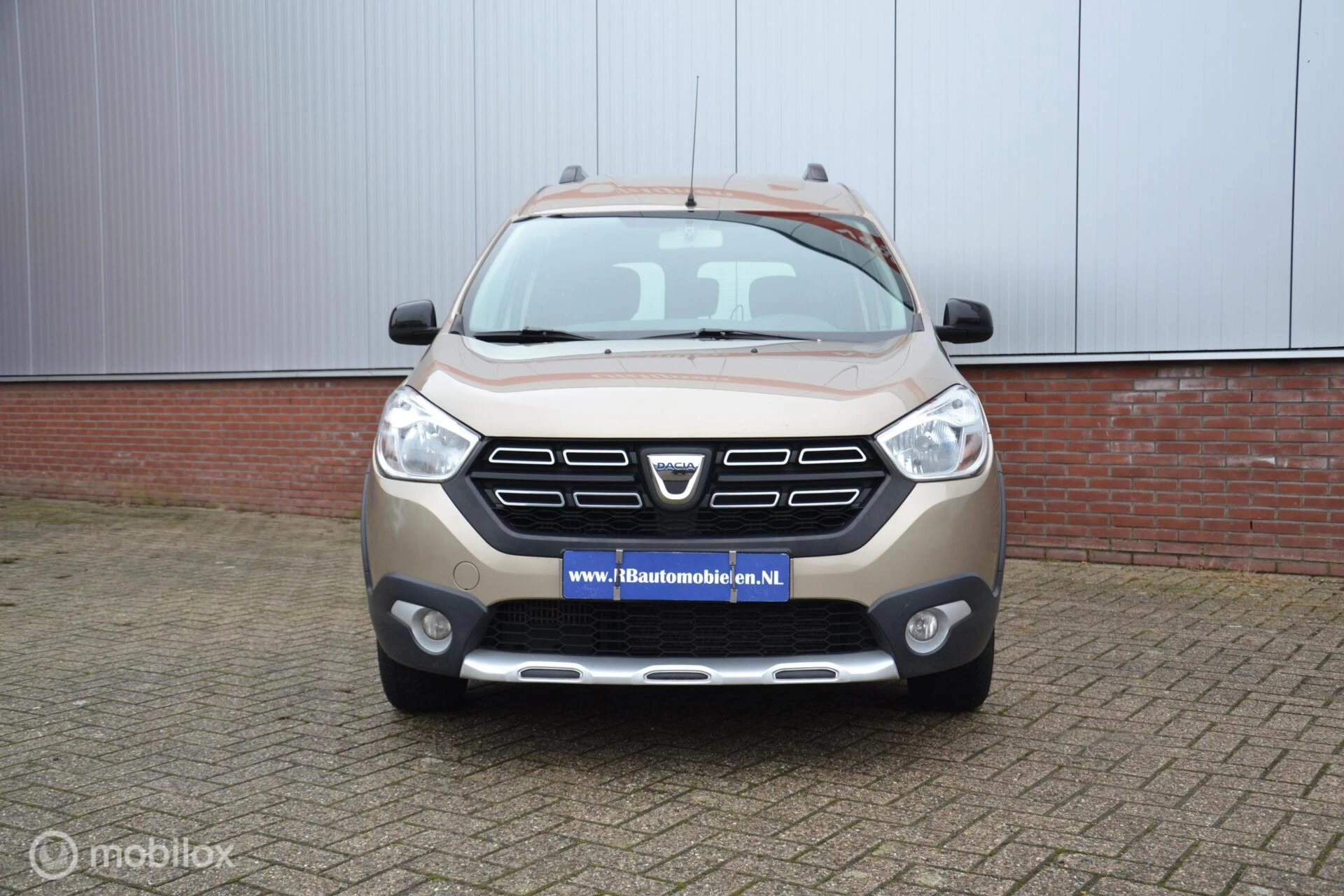 Hoofdafbeelding Dacia Dokker