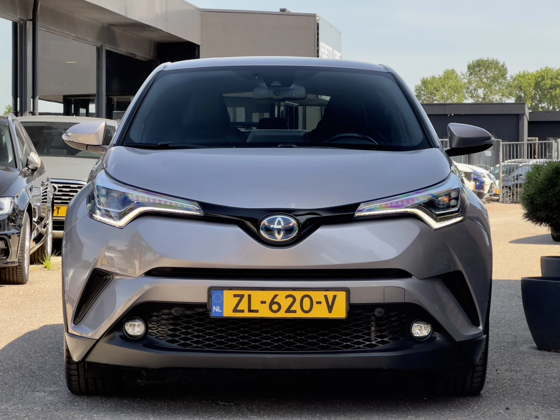 Hoofdafbeelding Toyota C-HR