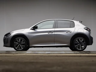 Peugeot 208 1.2 PureTech GT-line (APPLE CARPLAY,CAMERA,LED,NAVI,CRUISE,CLIMATE,SPORTSTOELEN,GETINT,LM VELGEN,NETTESTAAT)