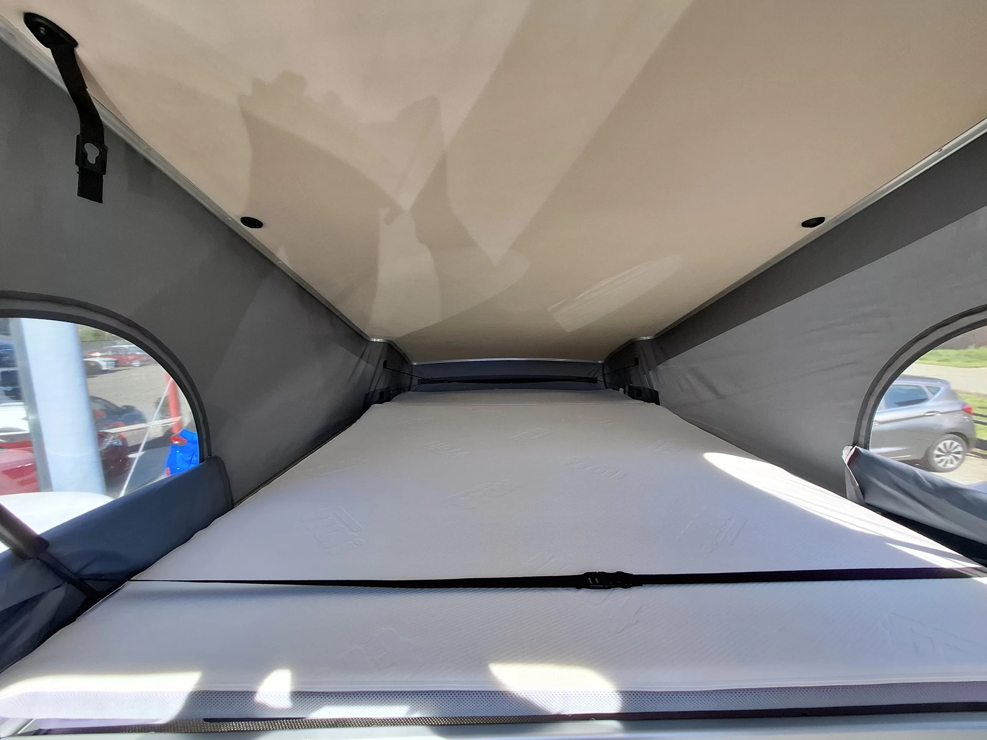 Hoofdafbeelding Ford Nugget