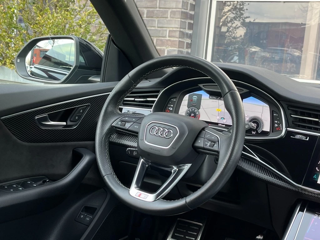 Hoofdafbeelding Audi Q8