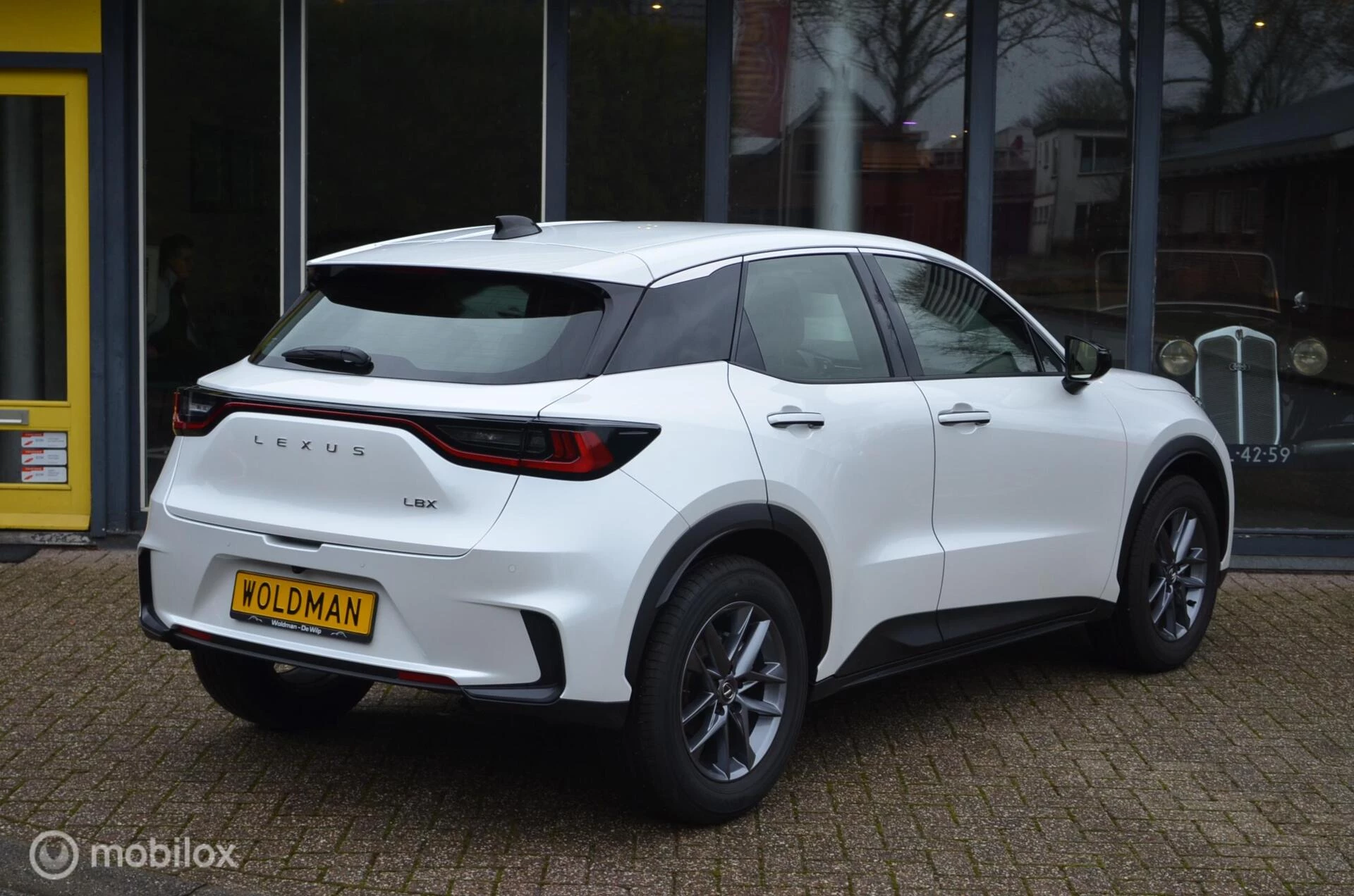 Hoofdafbeelding Lexus LBX