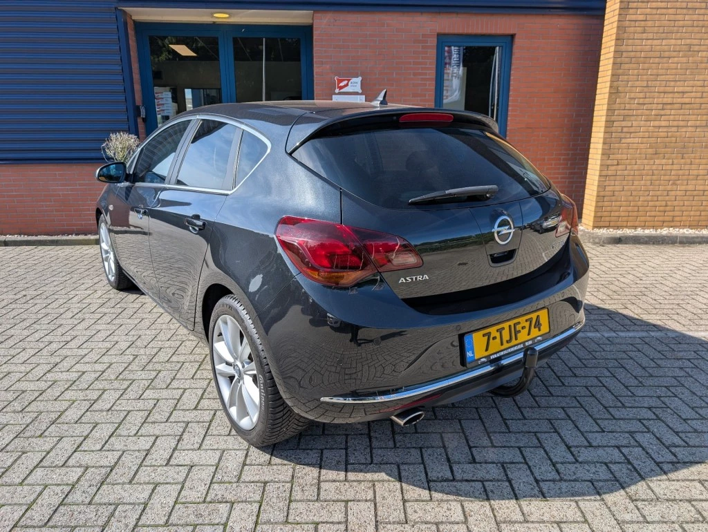 Hoofdafbeelding Opel Astra