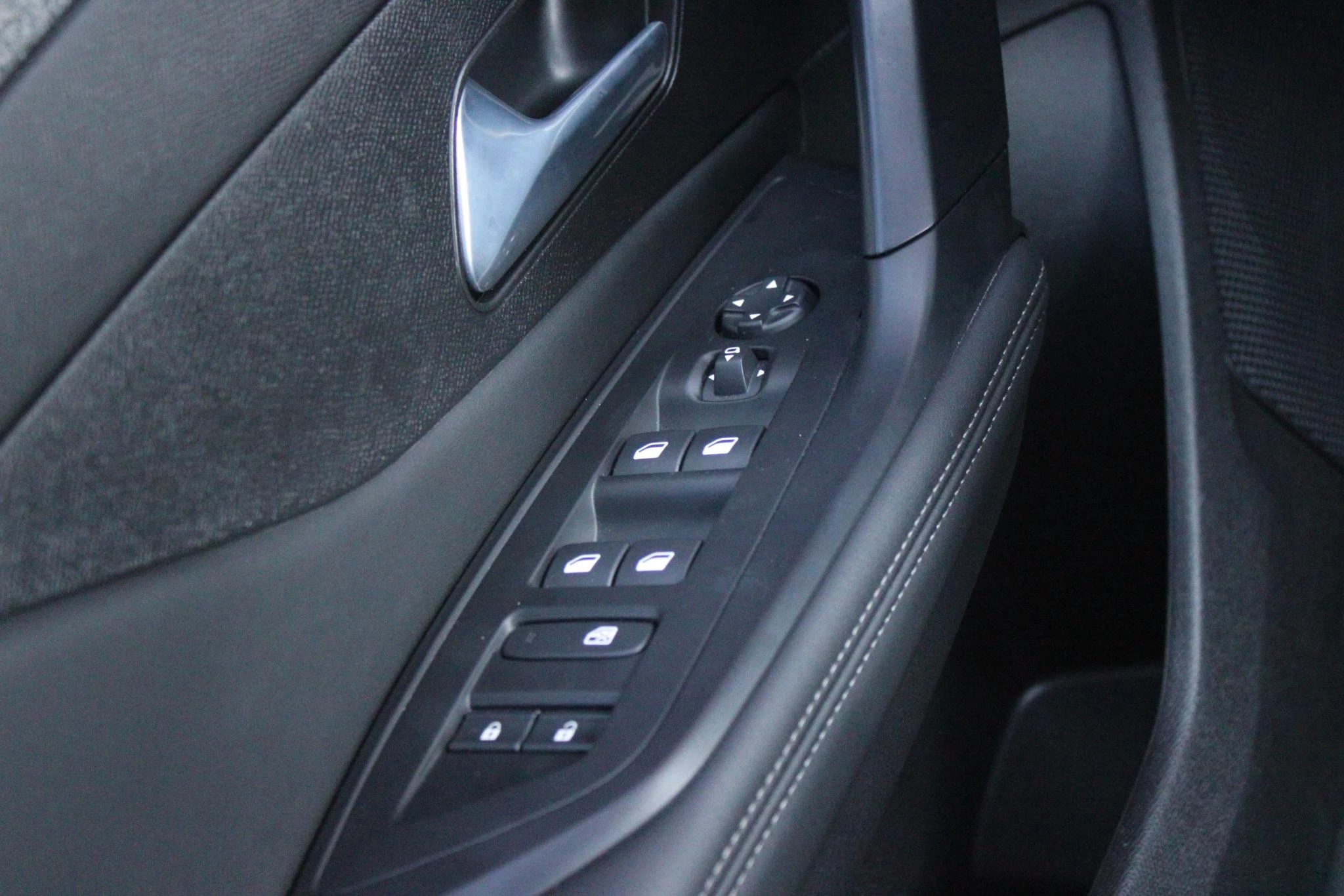 Hoofdafbeelding Peugeot 408