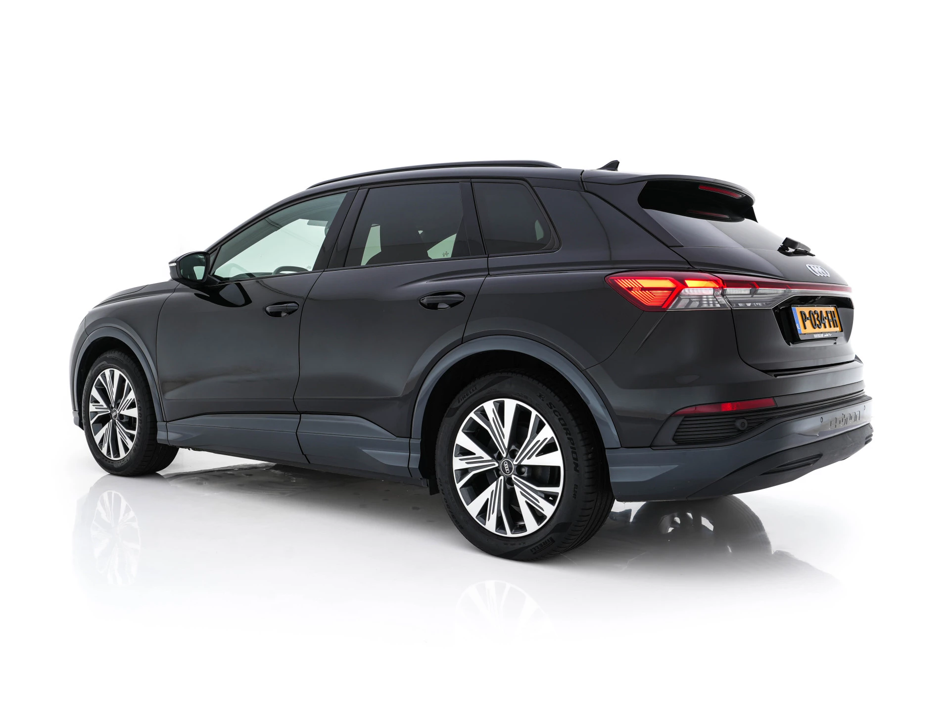 Hoofdafbeelding Audi Q4 e-tron