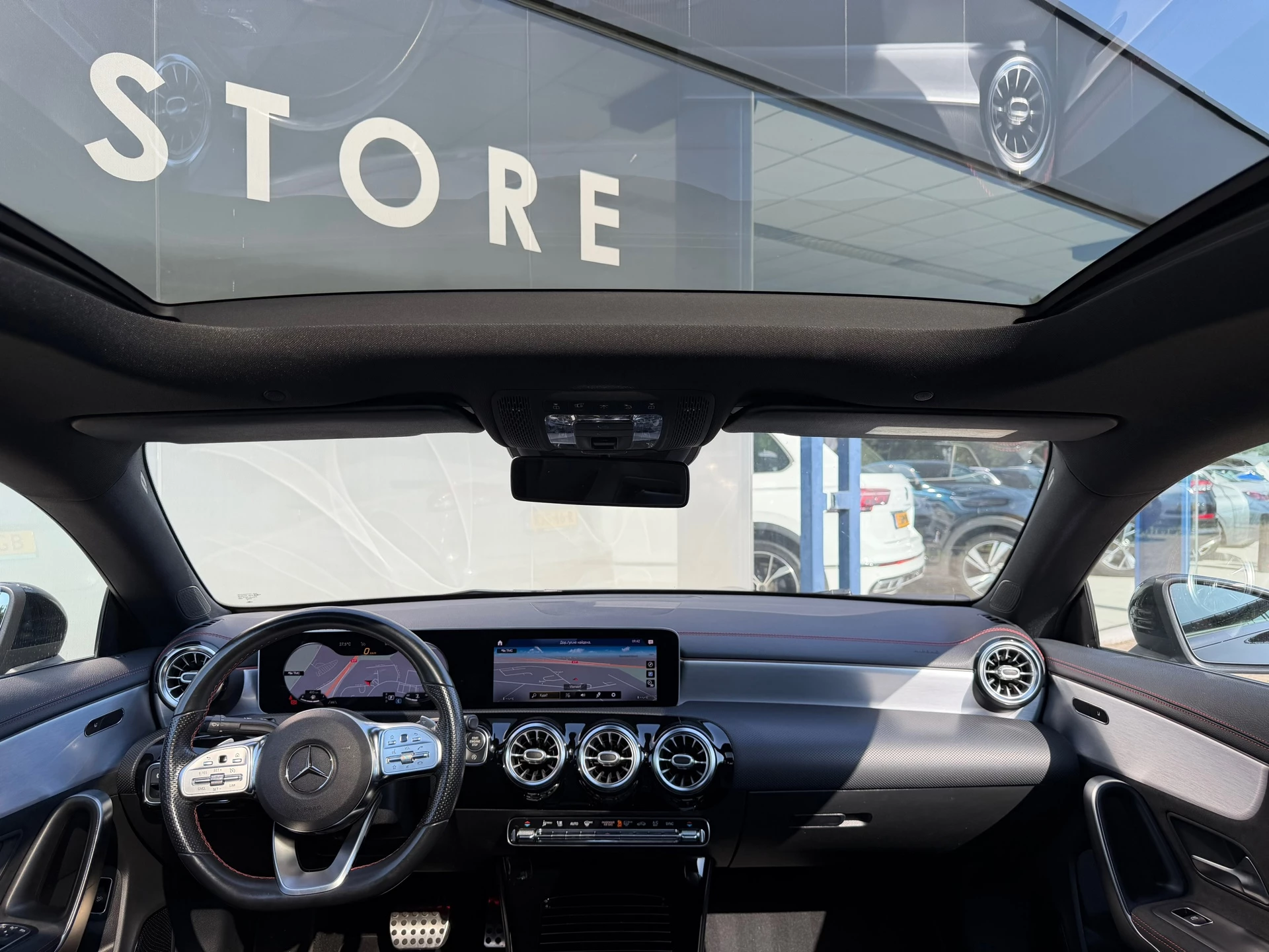 Hoofdafbeelding Mercedes-Benz CLA