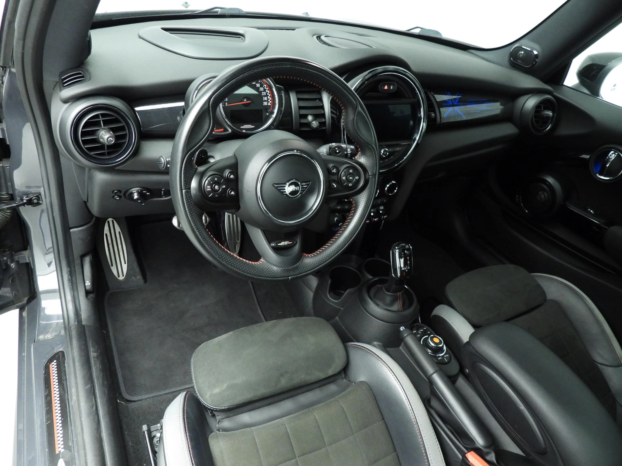 Hoofdafbeelding MINI 3-deurs