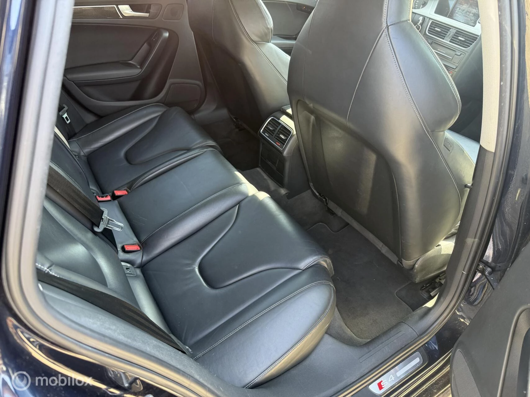 Hoofdafbeelding Audi S4