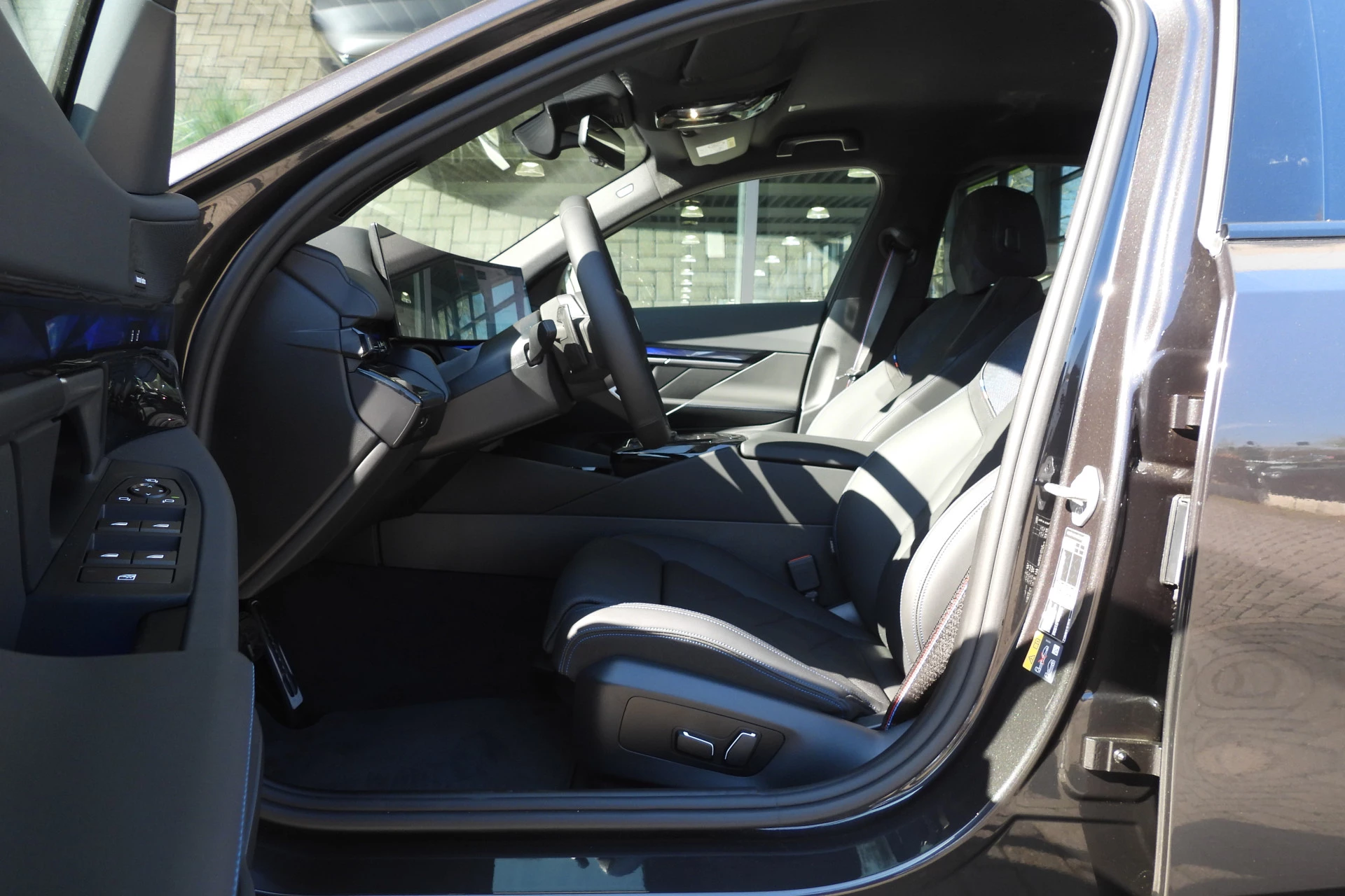 Hoofdafbeelding BMW i5