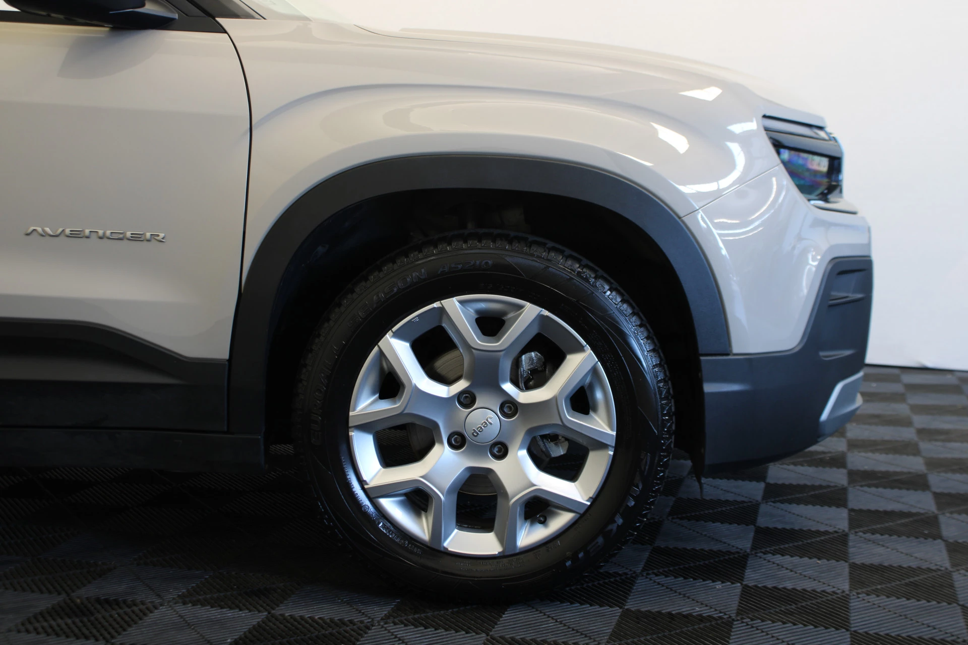 Hoofdafbeelding Jeep Avenger