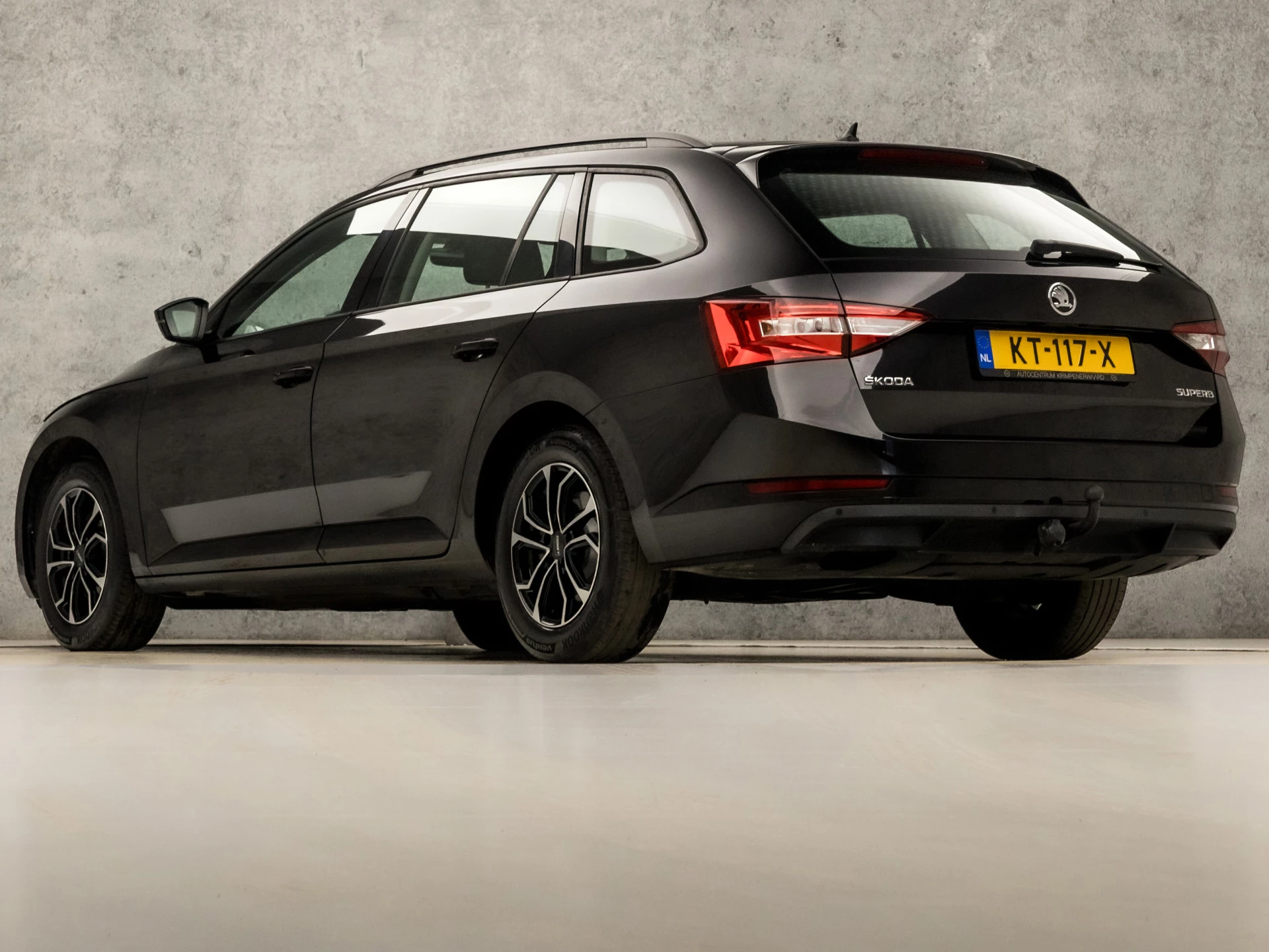 Hoofdafbeelding Škoda Superb