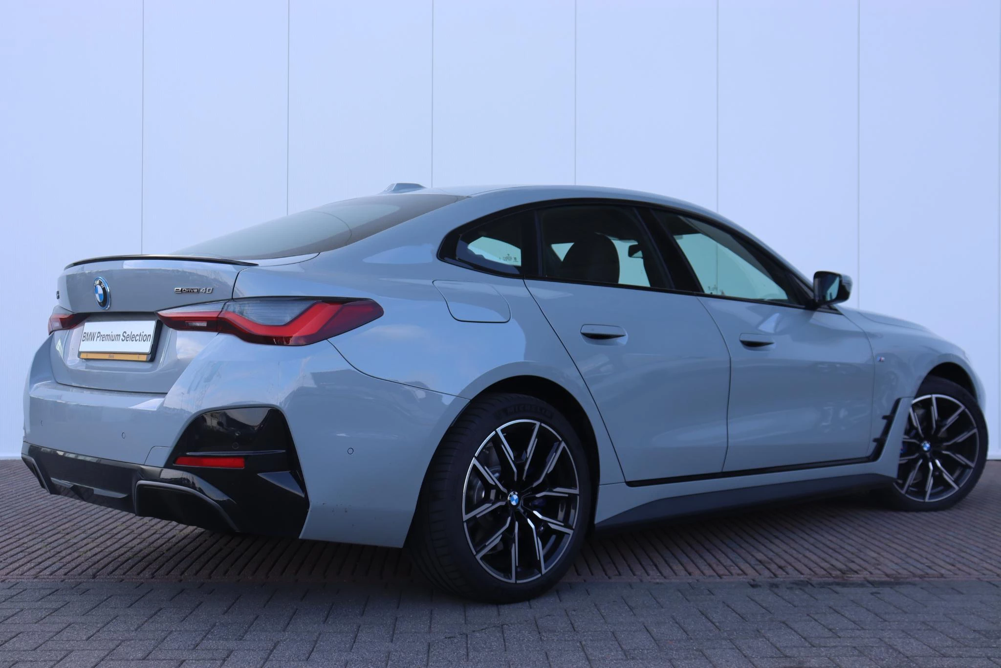 Hoofdafbeelding BMW i4